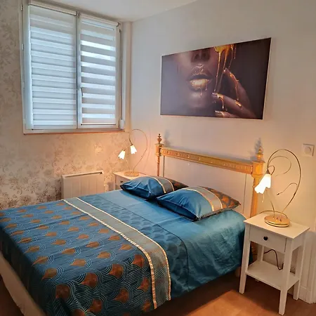 Le Cocon De Mollien Avec Cour Hébergement de vacances Calais